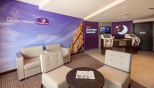 Premier Inn London Hackney Exteriör bild